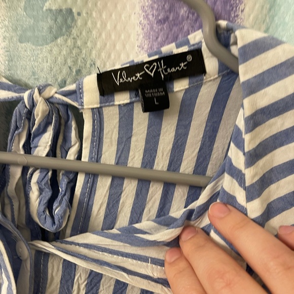 Velvet Heart NWOT striped high low button up - Picture 5 of 8